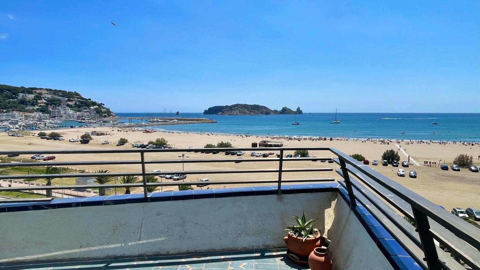 Catalonia 6-1 Apartment ลาเอสตาร์ติต ภายนอก รูปภาพ
